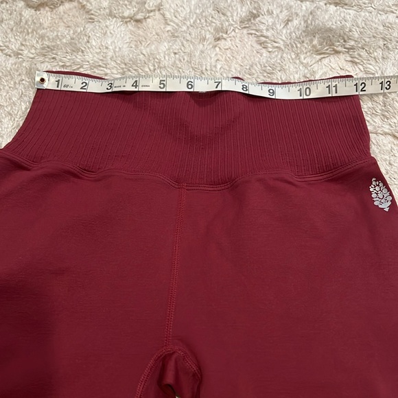 Free People | FP Movement Burgundy High-Rise Good Karma Leggings size M/L NWT - Picture 12 of 15